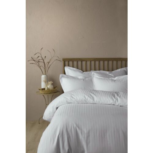 Arla White Bedding