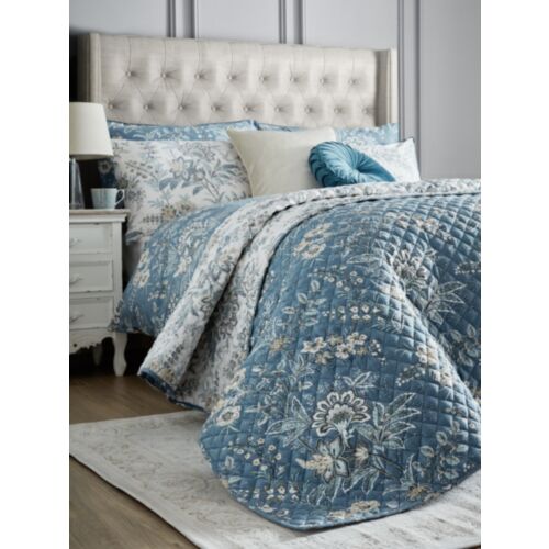 Marlbrook Dusky Seaspray 235x235cm Quilted Bedspread