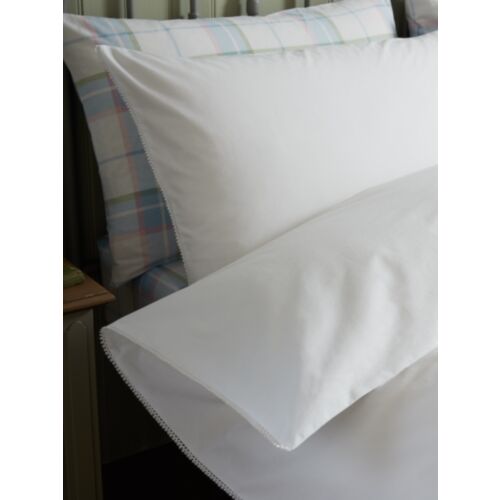 Rianne White Bedding