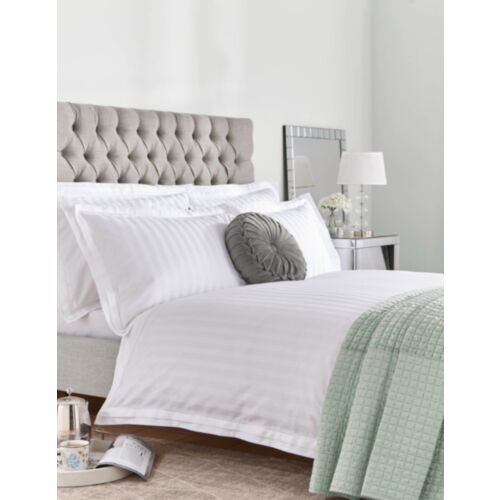 Shalford White Bedding