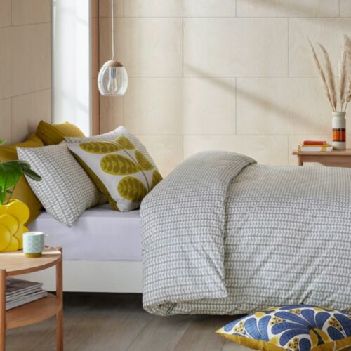 Tiny Stem Light Cool Grey Bedding