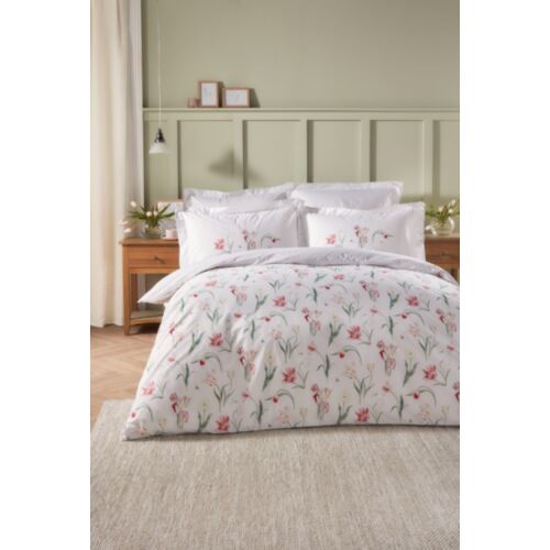 Tulip White Bedding