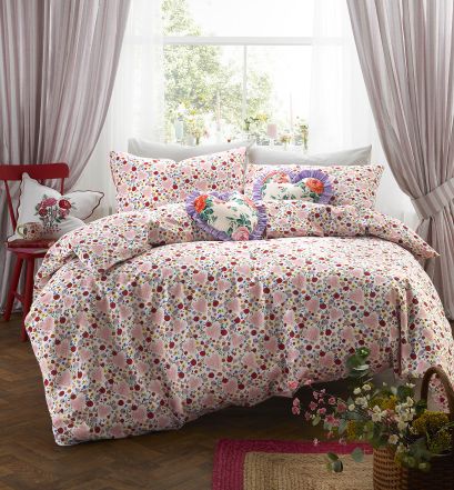 Floral Heart Frill Pink Bedding