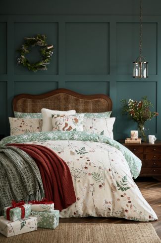 Frost And Ice Natural Bedding