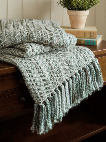 Liberton Sage Green 130x170cm Throw
