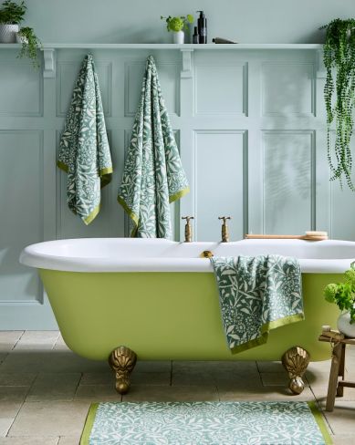Michaelmas Daisy Sage Towels