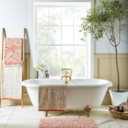 Strawberry Thief Linen/Rust Towels