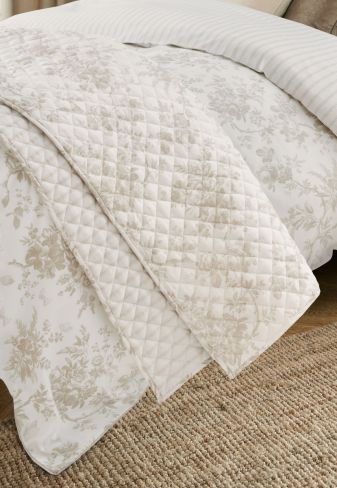Walled Garden Dove Grey 235x235cm Quilted Bedspread
