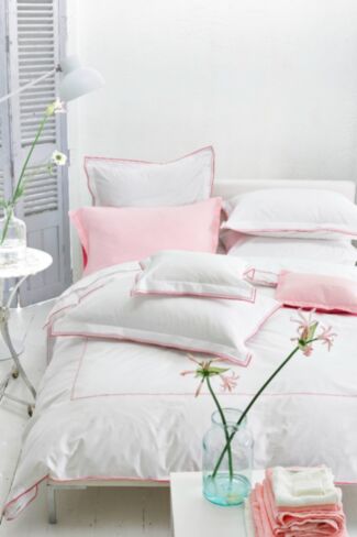 Astor Fuchsia Pink Bedding