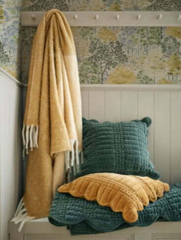 Bronwen Ochre Yellow 130x170cm Throw