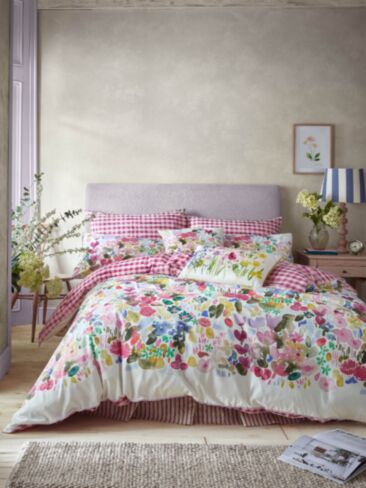 Flora Cerise Bedding