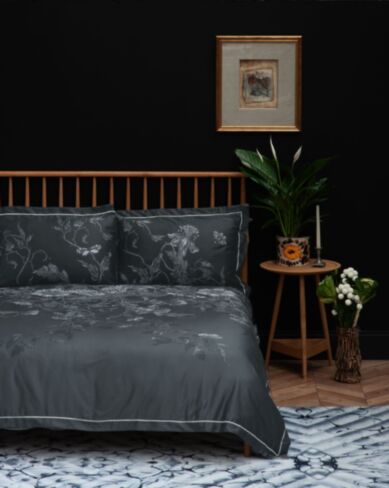 Tendril Spill Navy Bedding