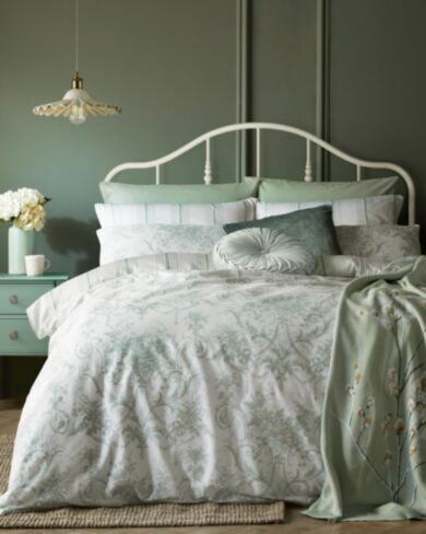 Tuileries Sage Bedding