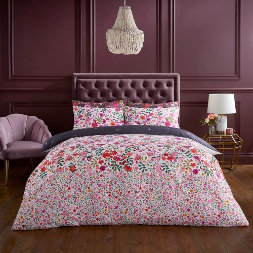 Ditsy Floral White/deep Mulberry Bedding
