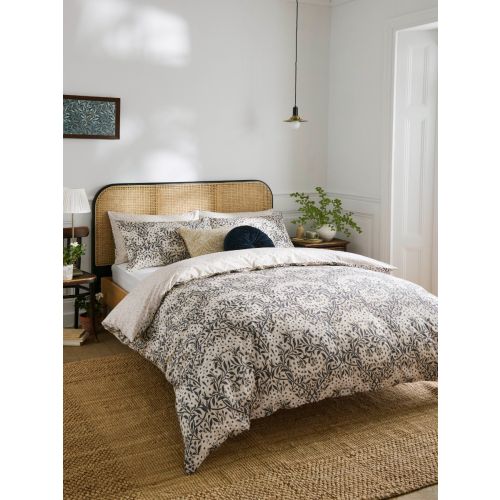 Michaelmas Daisy Linen Bedding